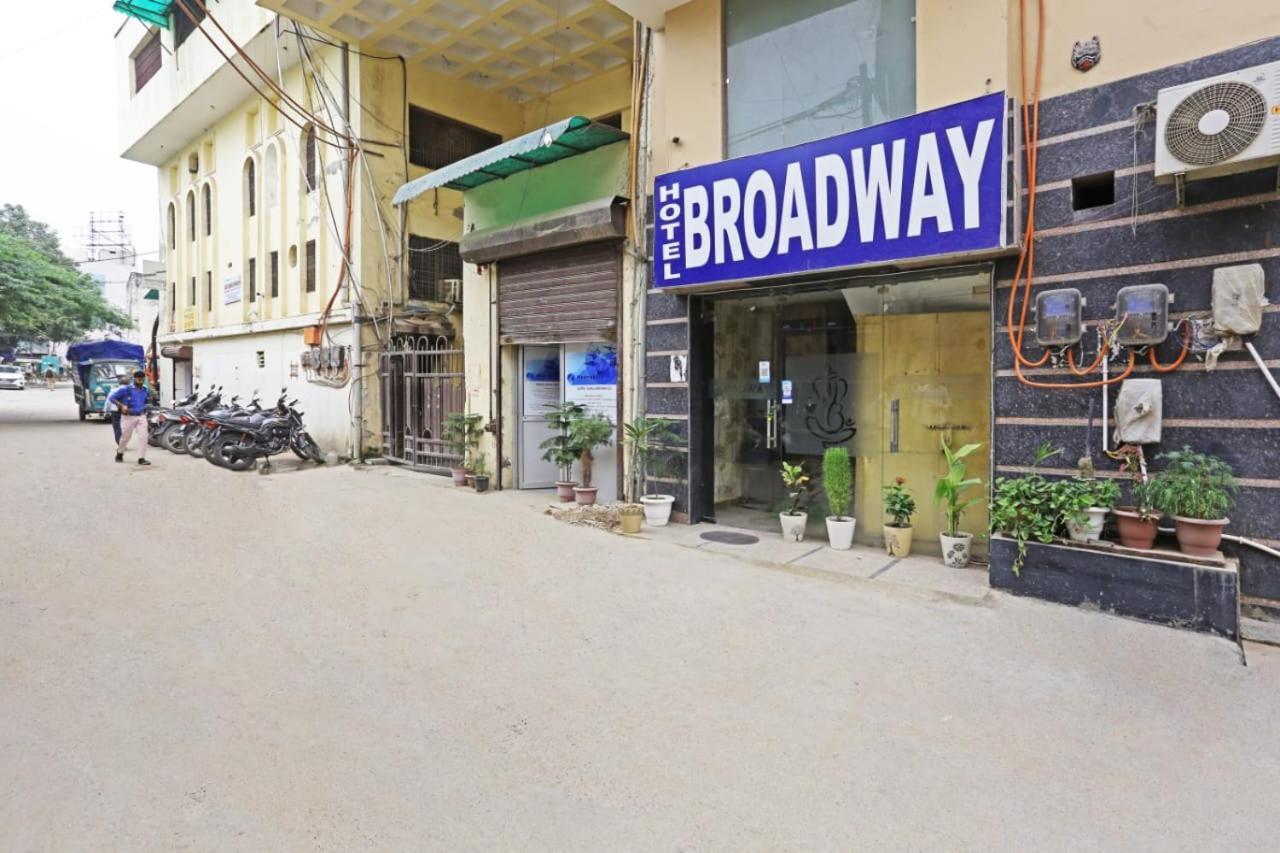 Hotel Broadway Near Delhi Airport New Delhi Luaran gambar