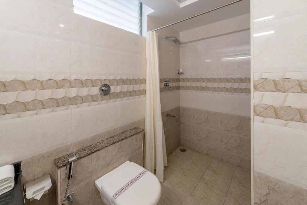 Hotel Broadway Near Delhi Airport New Delhi Luaran gambar