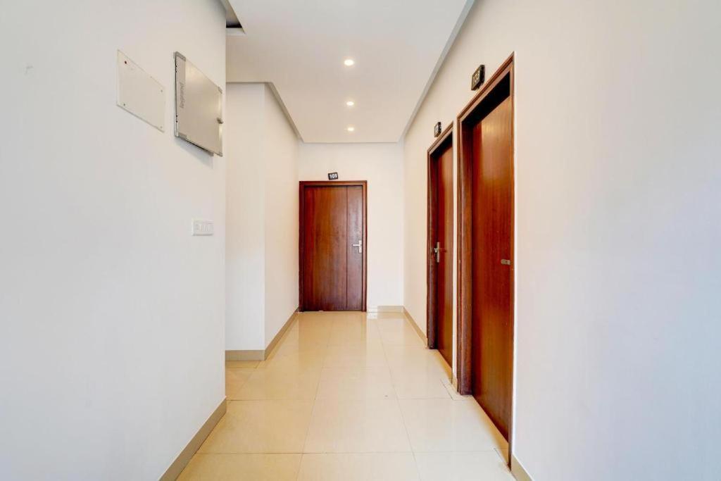Hotel Broadway Near Delhi Airport New Delhi Luaran gambar